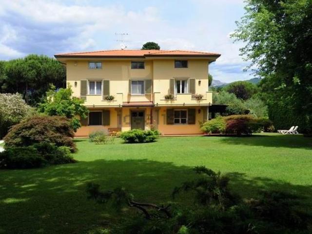 Casa in vendita a Pontecimato, Carrara