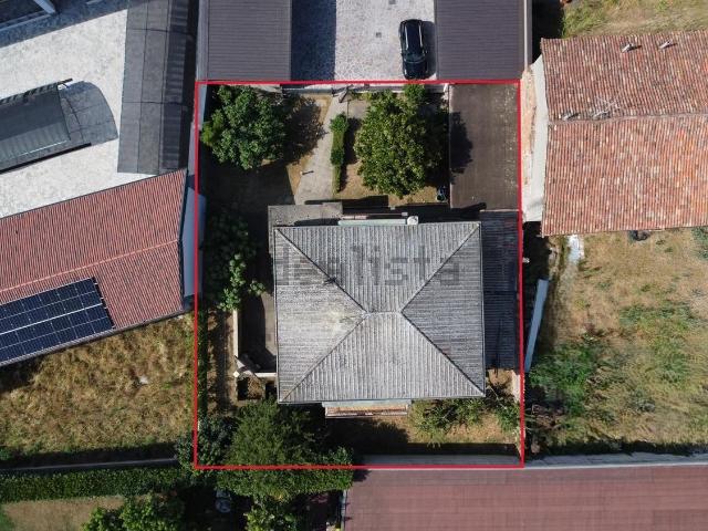 Casa in vendita a Castrezzato, Lombardia