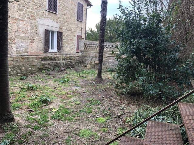 Casa in vendita a Bettona, Umbria