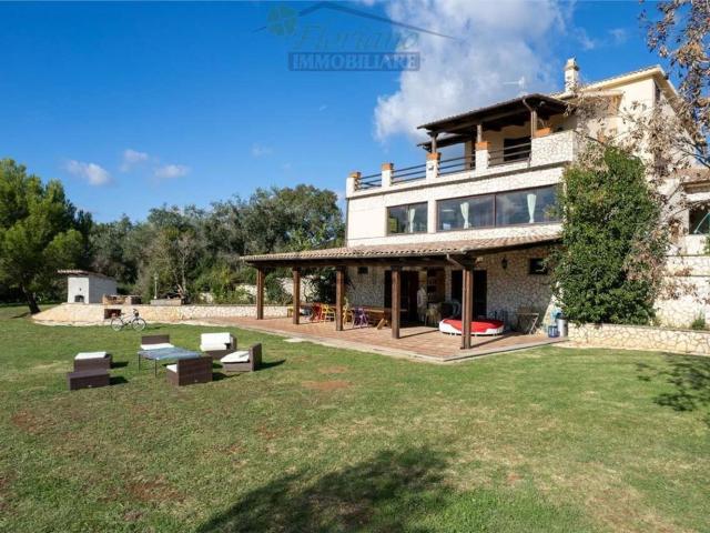 Casa in vendita a Unione di Comuni Montani Colline del Fiora, Montalto Di Castro