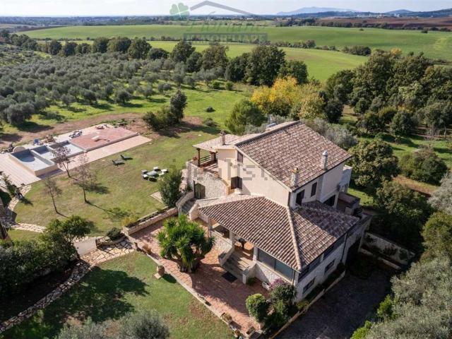 Casa in vendita a Unione di Comuni Montani Colline del Fiora, Montalto Di Castro