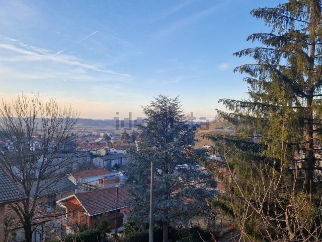 Casa in vendita a Borgo Moretta, Alba