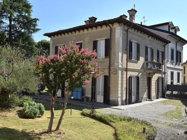 Casa in vendita a Cernusco Lombardone, Lombardia
