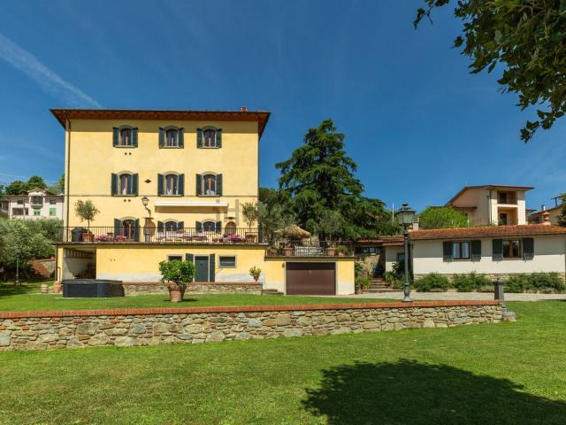 Casa in vendita a Castiglion Fiorentino, Toscana