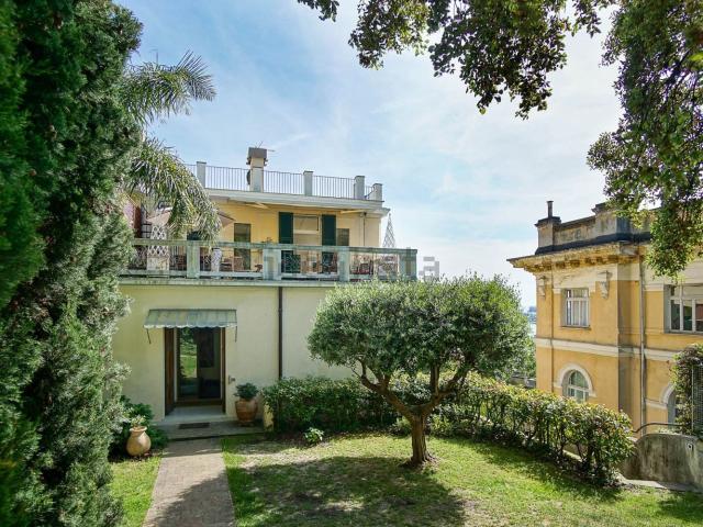Casa in vendita a Centro Est, Serra Riccò