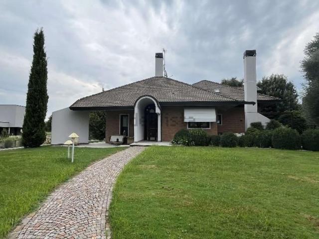 Casa in vendita a San Giorgio Della Richinvelda, Friuli-Venezia Giulia