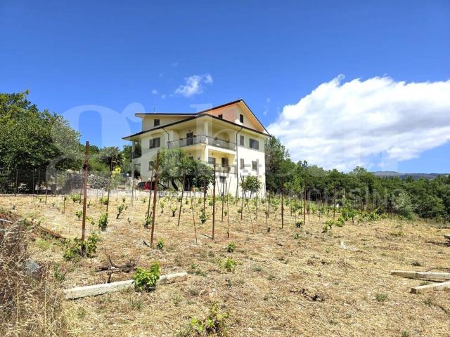 Casa in vendita a Isernia, Molise