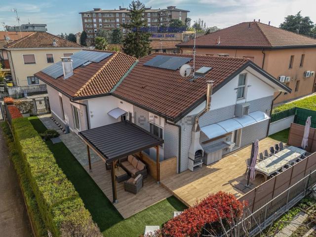 Casa in vendita a Zona Omogenea Milano Nord, Paderno Dugnano