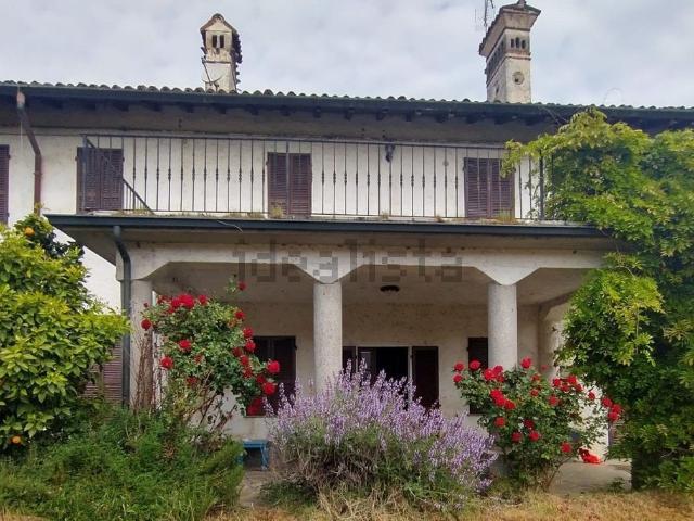 Casa in vendita a Pavia, Lombardia