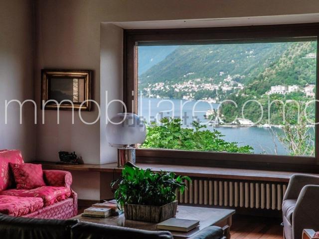 Casa in vendita a Como, Lombardia