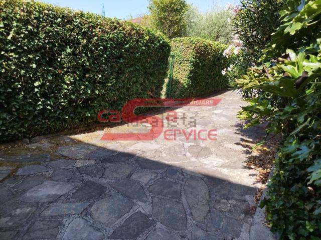 Casa in vendita a Montecatini Terme, Toscana