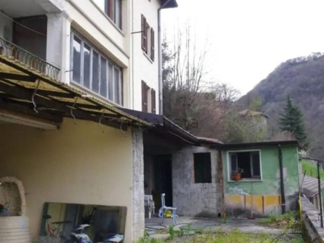 Casa in vendita a Cirano, Gandino