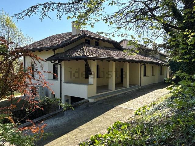 Casa in vendita a Castagnole delle Lanze, Piemonte