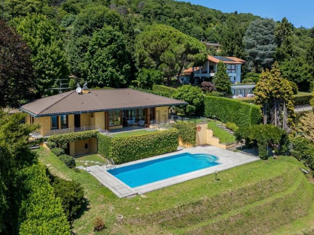 Casa in vendita a Comnago, Lesa