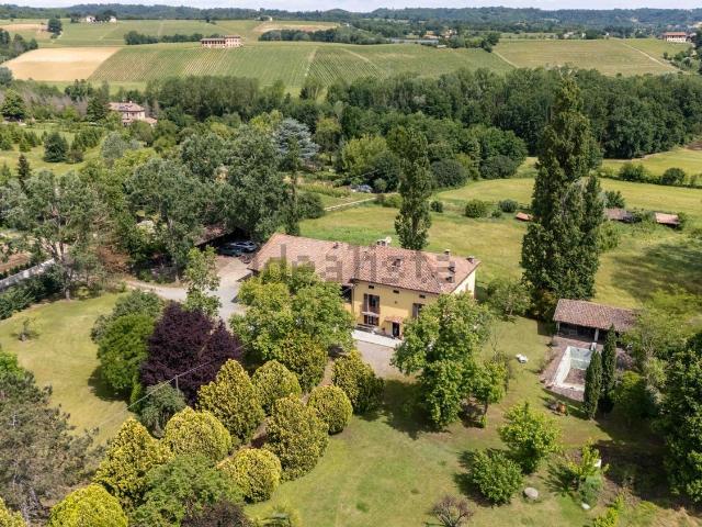 Casa in vendita a Piemonte, Asti