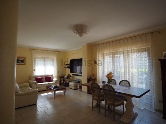Casa in vendita a Squarciarelli, Grottaferrata