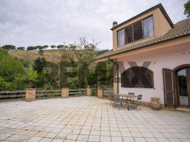 Casa in vendita a Piazza, Sicilia