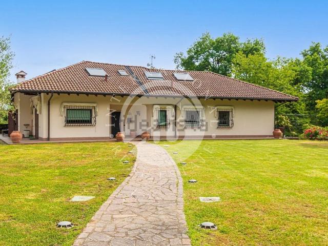 Casa in vendita a Piemonte, Novara