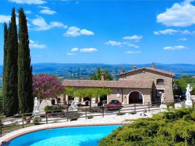 Casa in vendita a Izzalini, Umbria