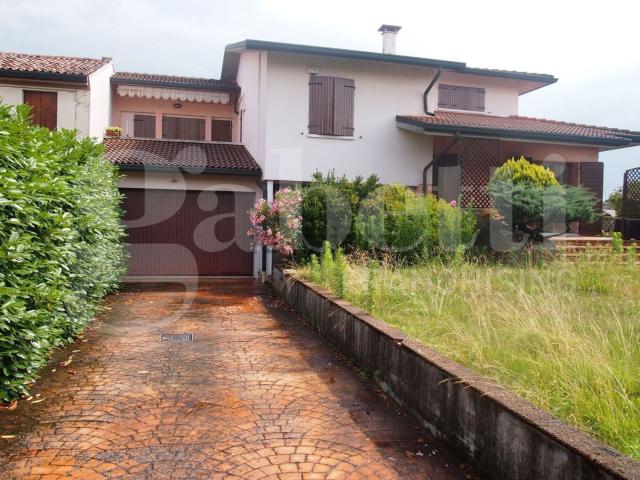 Casa in vendita a Legnago, Veneto