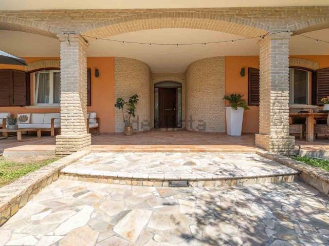 Casa in vendita a Montescudo-Monte Colombo, Monte Colombo