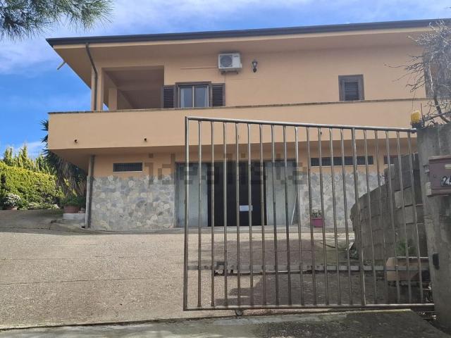 Casa in vendita a Farina, Crotone