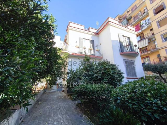 Casa in vendita a San Giorgio A Cremano, Campania