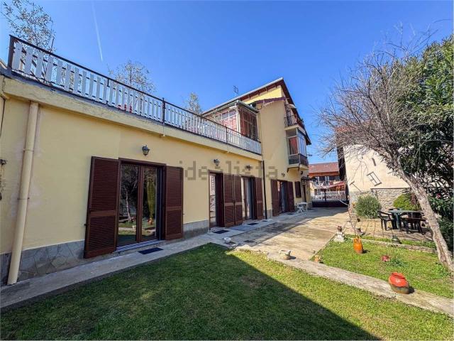 Casa in vendita a Borgo Melano, Piemonte