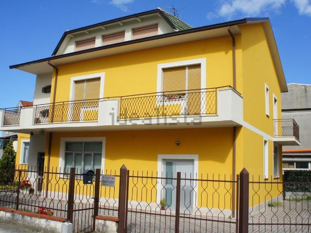 Casa in vendita a Tollo, Abruzzo