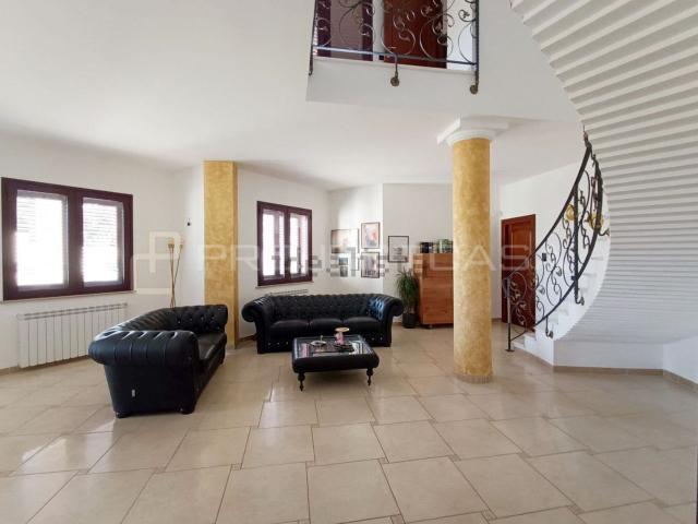 Casa in vendita a Puglia, Lecce