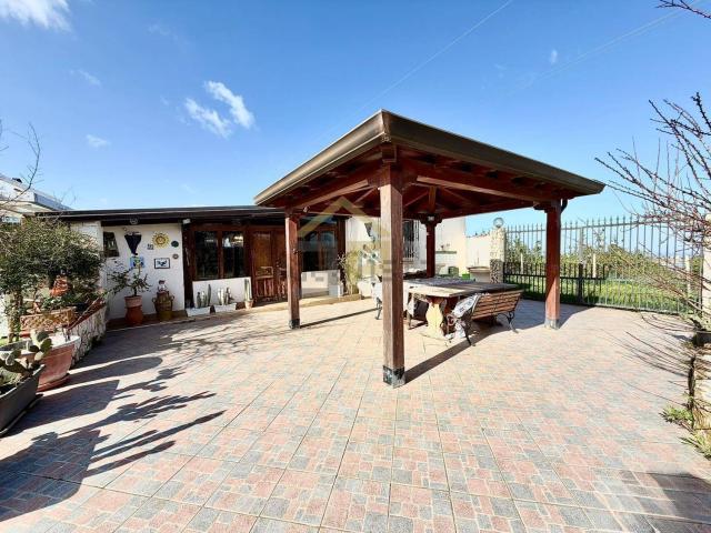 Casa in vendita a Partinico, Sicilia