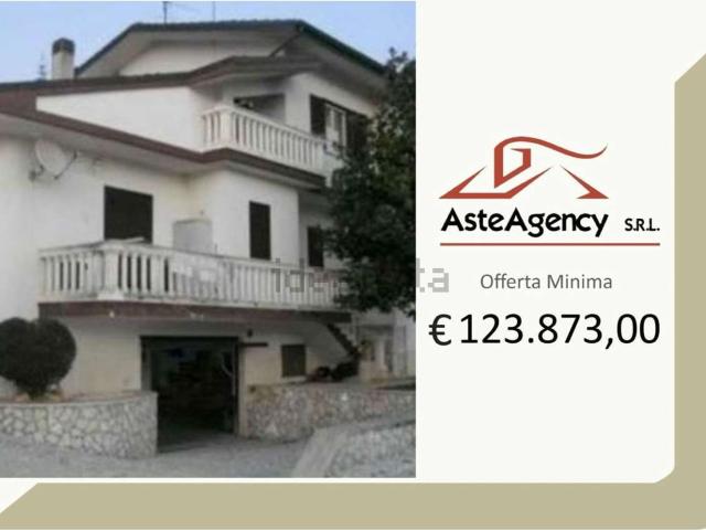 Casa in vendita a Avezzano, Abruzzo
