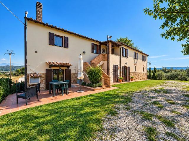 Casa in vendita a Fauglia, Toscana