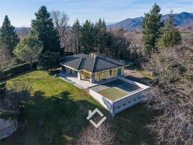 Casa in vendita a Comunità Montana del Piambello, Clivio