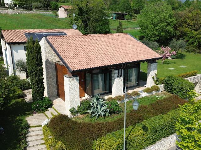 Casa in vendita a Pieve del Grappa, Borso Del Grappa