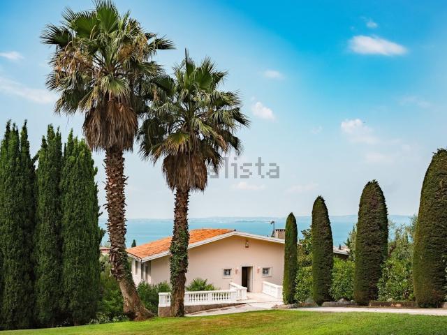 Casa in vendita a Bardolino, Veneto
