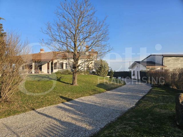 Casa in vendita a Correzzola, Veneto