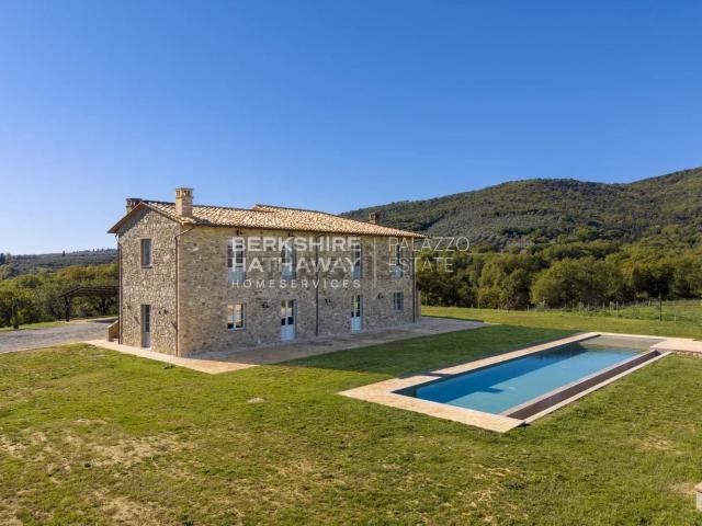 Casa in vendita a Panicale, Umbria