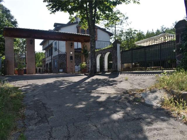 Casa in vendita a Neviano Degli Arduini, Reggio Emilia