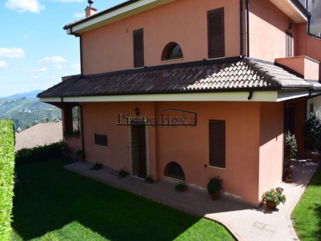 Casa in vendita a Corigliano-Rossano, Calabria
