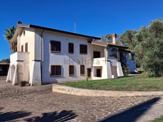 Casa in vendita a Borgo Carso, Latina