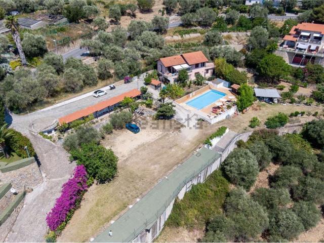 Casa in vendita a Madonna della Neve, Vallebona
