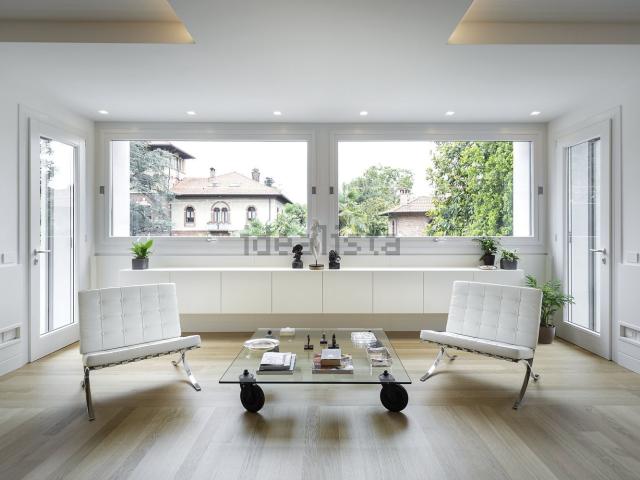 Casa in vendita a Biumo Superiore, Varese