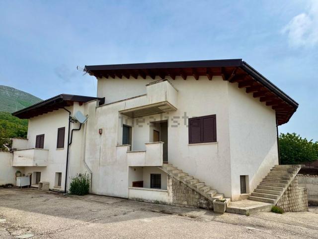 Casa in vendita a Avezzano, Abruzzo