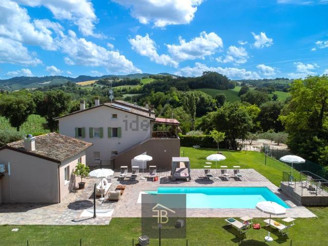 Casa in vendita a Marche, Pesaro E Urbino