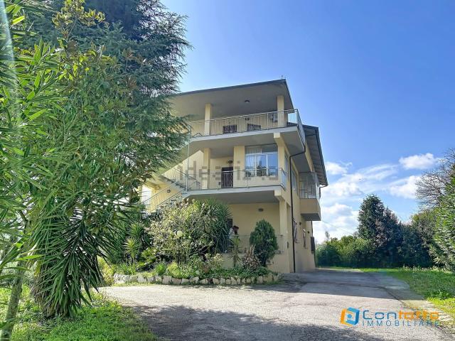 Casa in vendita a Ponterotto, Marche