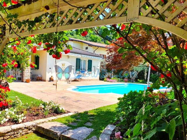 Casa in vendita a Carobbio Degli Angeli, Lombardia