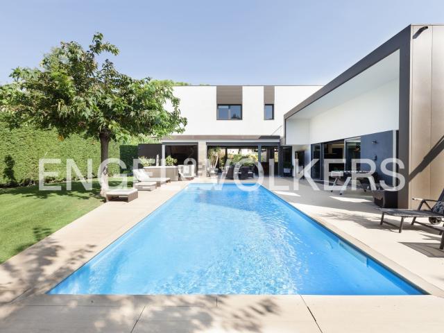 Casa in vendita a Peschiera Del Garda, Veneto