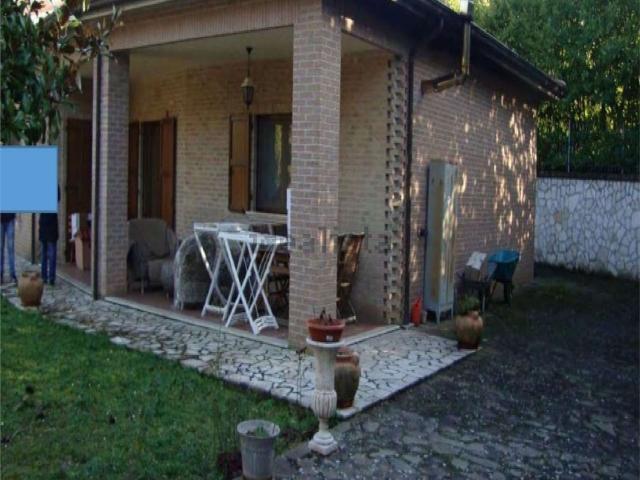 Casa in vendita a Salcito, Molise