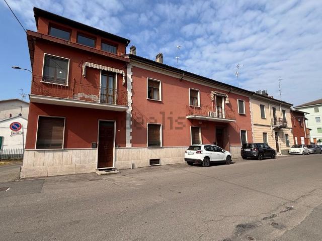 Casa in vendita a Villa Iria, Voghera